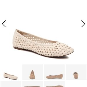 NWOT Lucky Brand white ballet flats